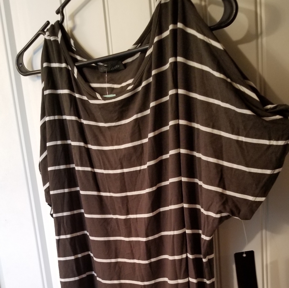 Colette Cold Shoulder Knit Top